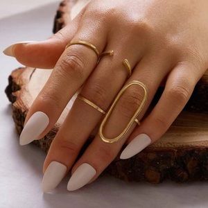 NWOT✨4pc. Minimalist Gold Rings 🎆3/$20🎆